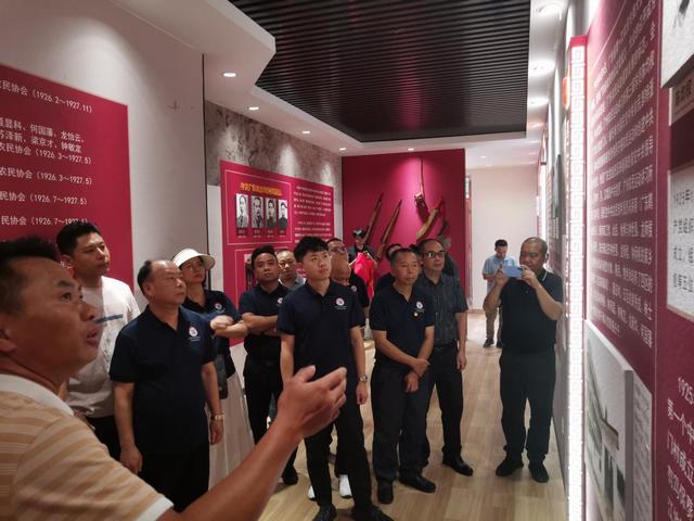 5.13,云浮市個體勞動者私營企業(yè)協(xié)會到郁南縣開展走訪交流活動照片2.jpg